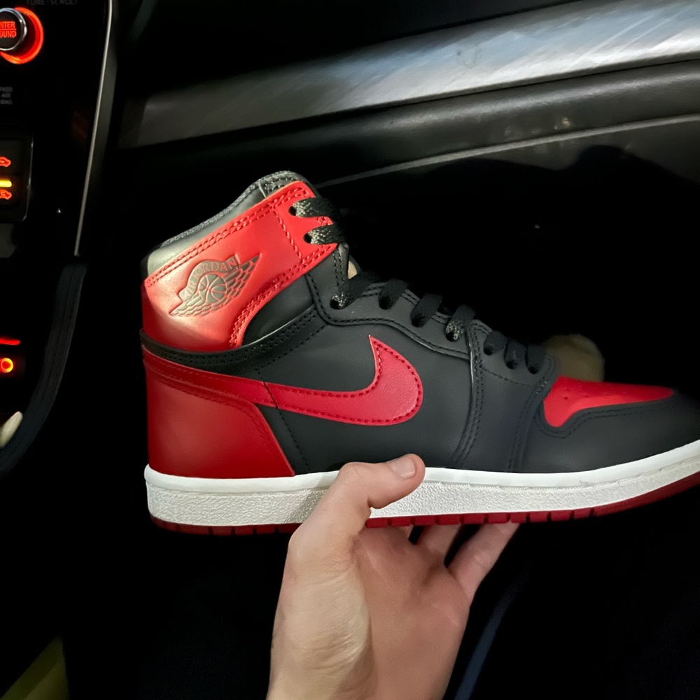 Nike Air Jordan 1 Retro High OG Black Red Sneakers